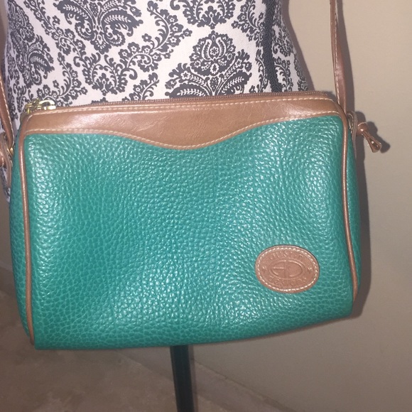 Austins Design Crossbody Bag - Picture 2 of 3