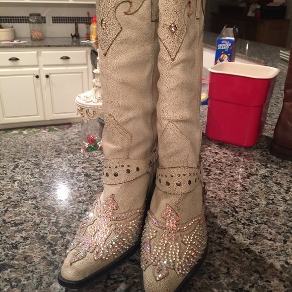 Mia cowgirl boots