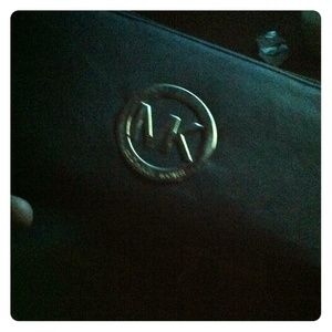Michael kors black wallet