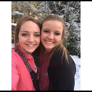 Meet your Posher, Olivia