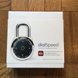 Master Lock dialSpeed Electronic Combination Lock