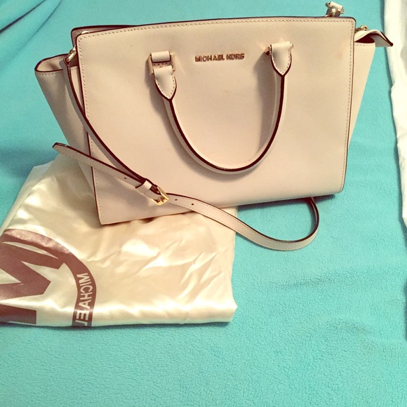 Michael Kors Handbags - Brand new Michael Kors white purse!