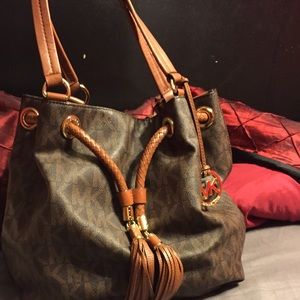 Michael kor purse