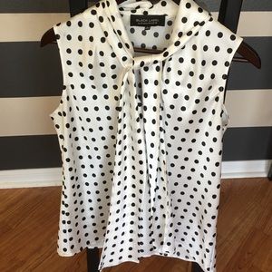 Evan Picone Black Label sleeveless blouse