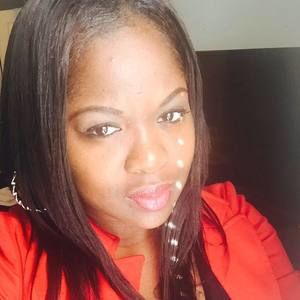 Meet your Posher, Desiree