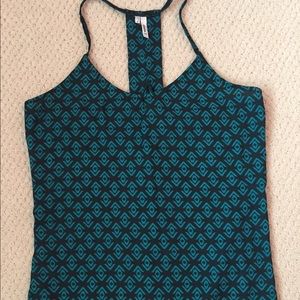 Adorable patterned tank top