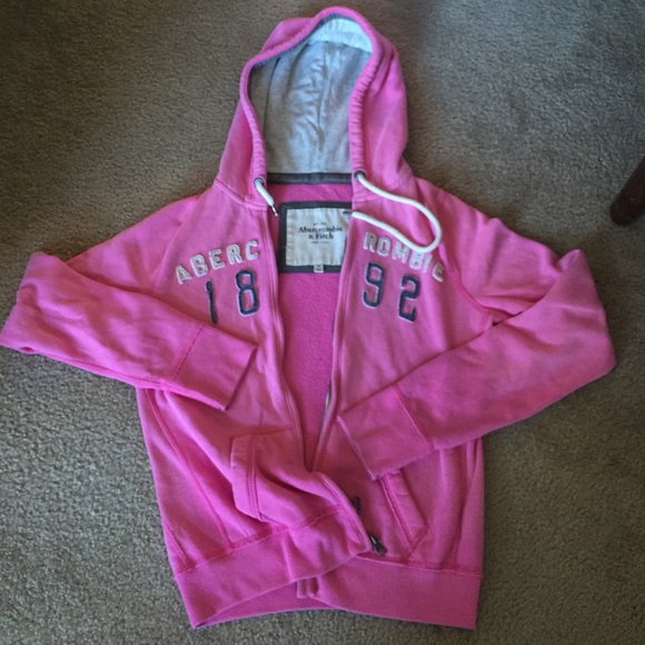 SOLD ♏️Abercrombie and Fitch zip up sweatshirt