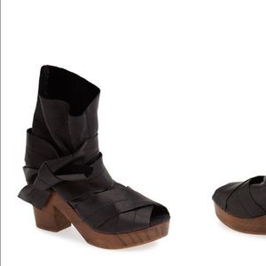 Free People Spire Wrap Clogs