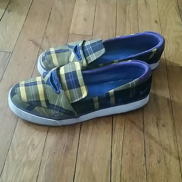 NIKE SB loafers