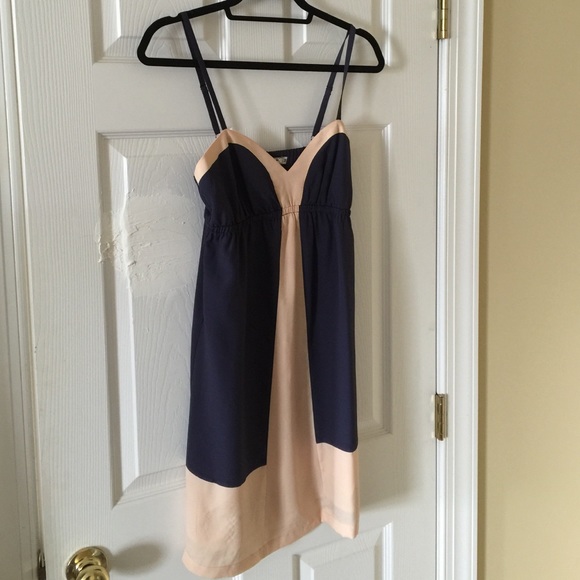 Spaghetti strap sundress - Picture 1 of 3