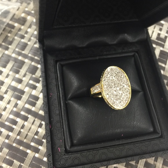 Magnificent Cubic Zirconia Pavé Oval Gold Vermeil sz 7 or Sterling Silver sz 6 - Picture 1 of 11