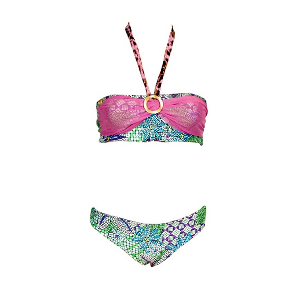 SWIMWEAR - Picture 2 of 3