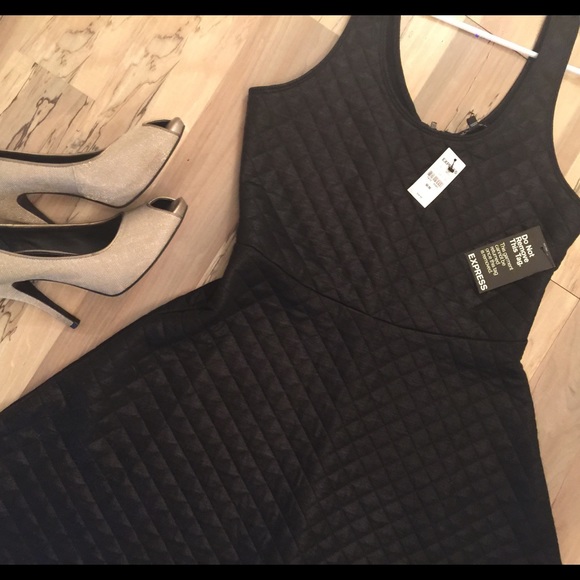 Monday sale only! NWT black EXPRESS dress size M - Picture 2 of 3