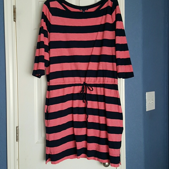 Gap 3/4 sleeve drawstring dress. Cotton.