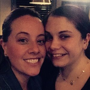 Meet your Posher, Katelyn