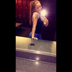 Meet your Posher, Allison