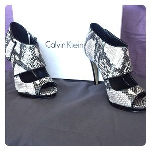 Calvin Klein Lenora Classic Python Print