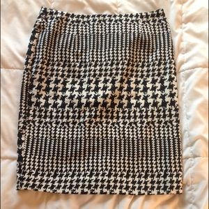 Like new Worthington pencil skirt