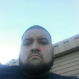 Meet your Posher, Raymond