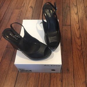 Wedge sandals