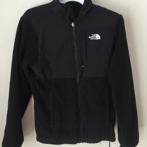 Black or White and black fleece north face