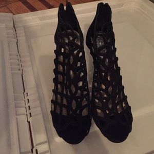 Vince Camuto heels