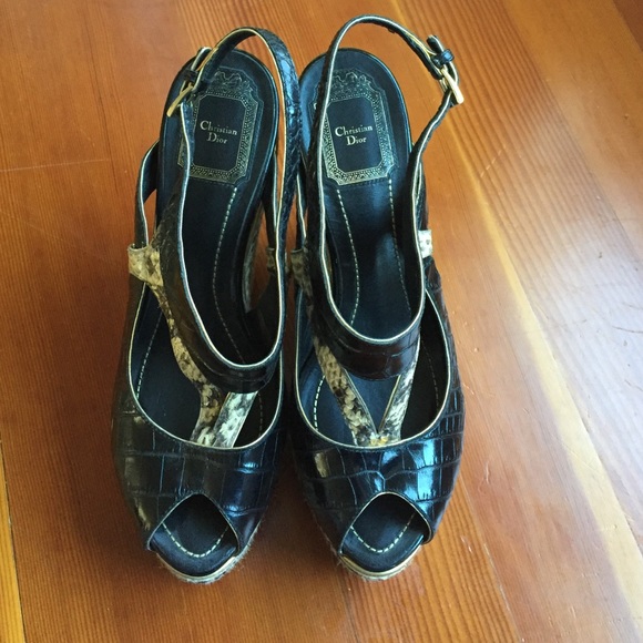 Christian Dior Wedges Black and Gold - Picture 3 of 4