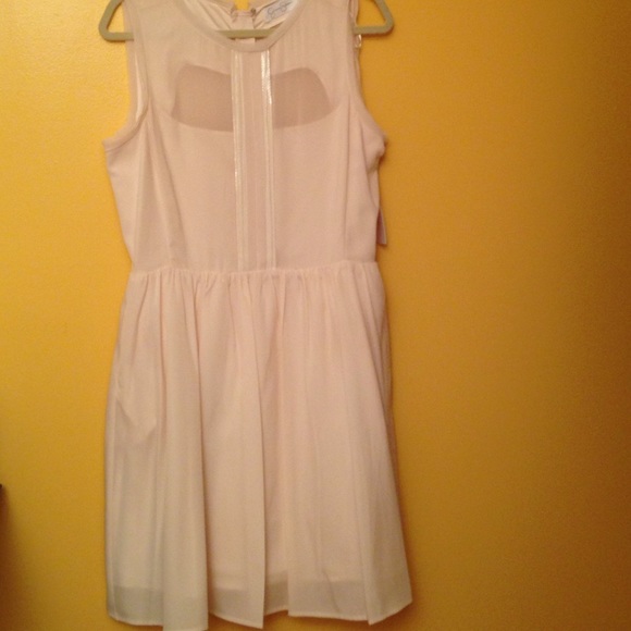 Jessica Simpson Cream Pink Dress