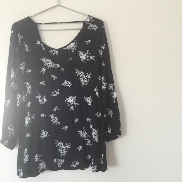 Billabong Boho Floral Tunic - Picture 3 of 4