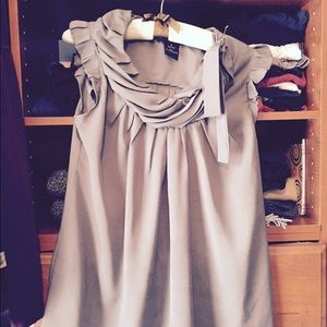 Beautiful gray sleeveless top