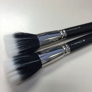 MAC 187 Duo Fibre Brush Authentic (price for BOTH)