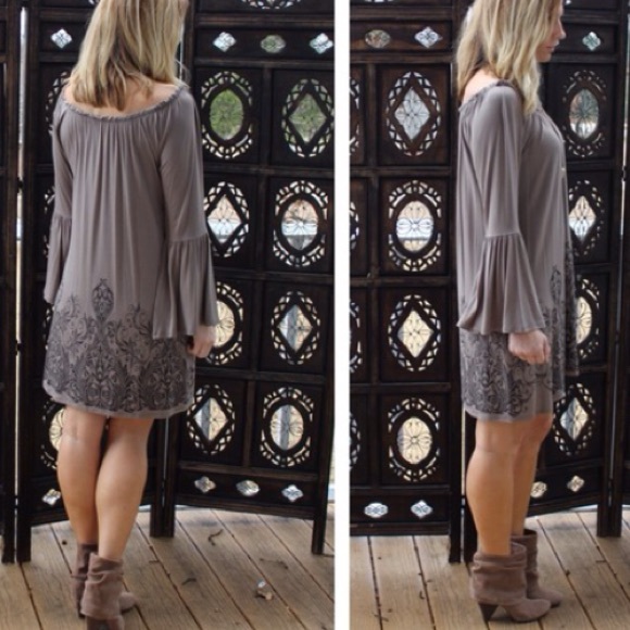 🚫SOLD BUNDLE🚫 Mocha Detail Bottom Dress - Picture 2 of 2