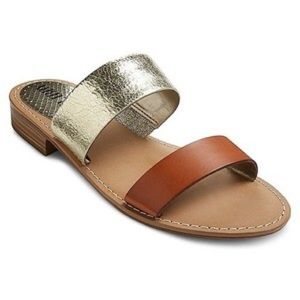 Sam and Libby sandal