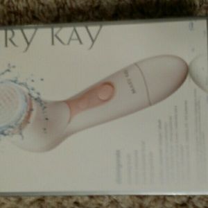 Mary kay spin brush