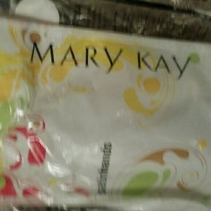 Mary kay satin hands