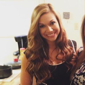 Meet your Posher, Sara