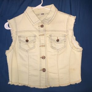 Jean Vest