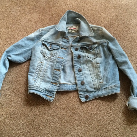Denim jacket cropped a little - Picture 1 of 3