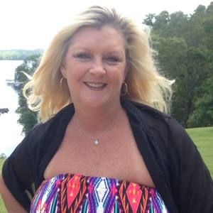 Meet your Posher, Lindy