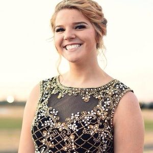 Meet your Posher, Bailey