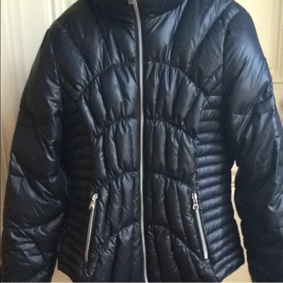 Guess Puffer Jacket - image 2