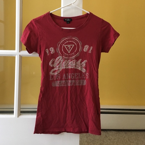 Guess dark red tee - Picture 1 of 4