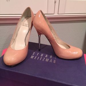 Stuart Weitzman Dagger Metal-heel pump