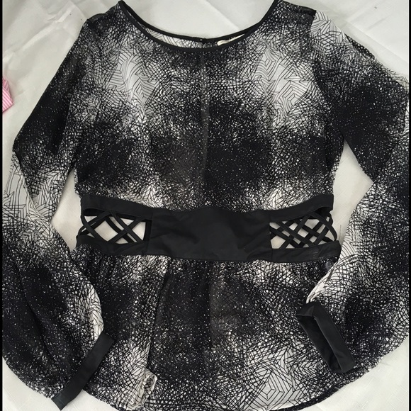 Sexy cutout peplum top