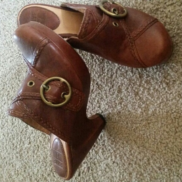 Frye Clogs