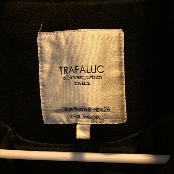 Zara black funnel coat - Picture 3 of 4