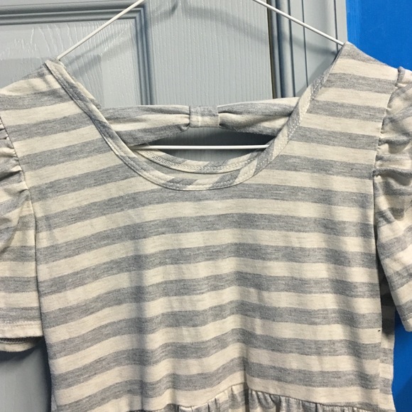 Striped tunic shirt? - Picture 2 of 2