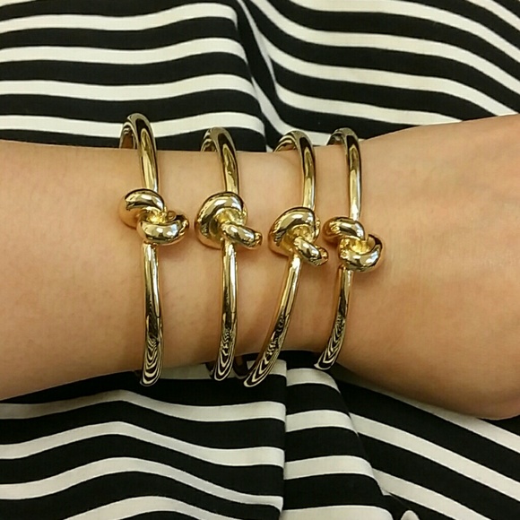 Cuff - Picture 4 of 4