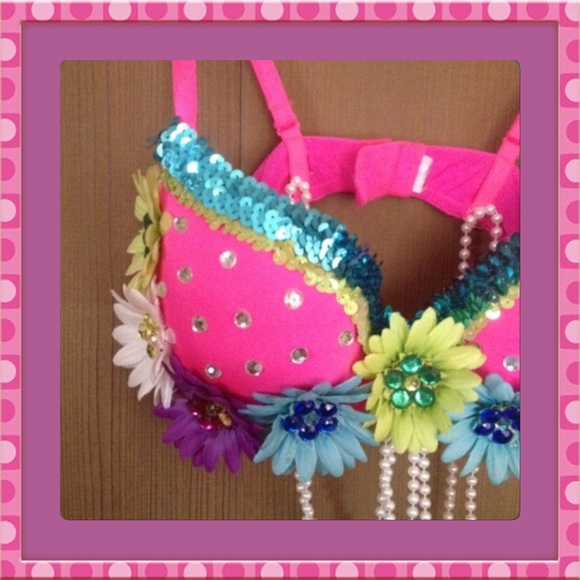 Custom Accessories - Hot pink custom Rave Bra. 34B