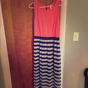 Maxi dress